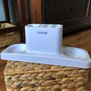 Levijia white bathroom organizer